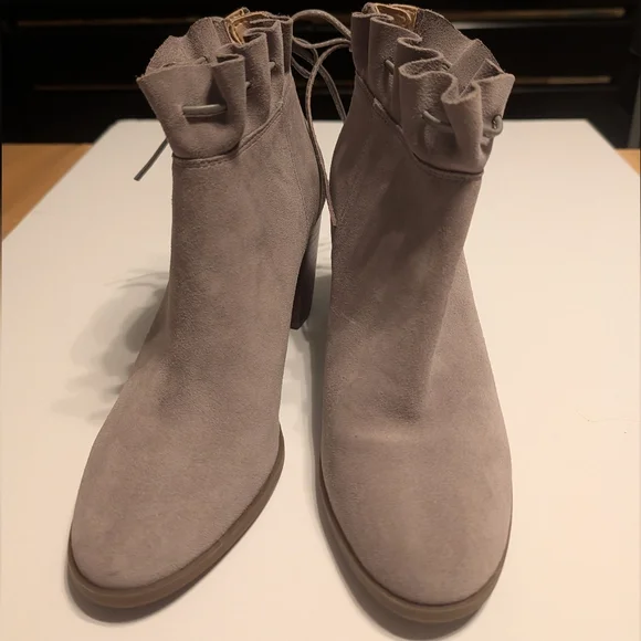Crown & Ivy Morcella Ruffle Ankle Boots - Light Gray Suede - Picture 2 of 12
